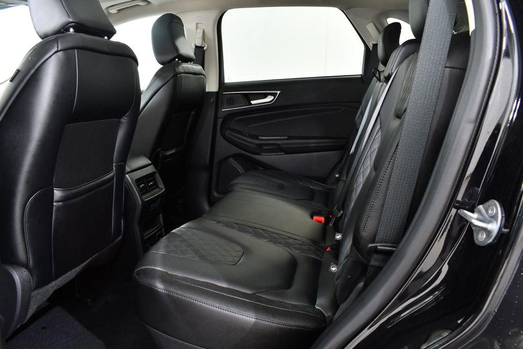 Used 2024 Ford Edge Titanium w/ Equipment Group 301A image 16