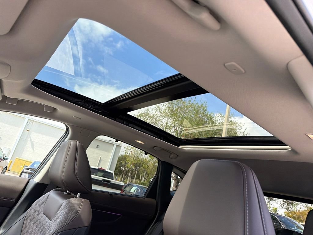 Used 2025 Nissan Murano Platinum image 16