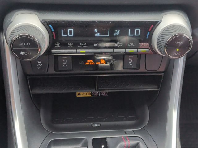 Used 2024 Toyota RAV4 XSE w/ Weather Package AWD/4WD image 27