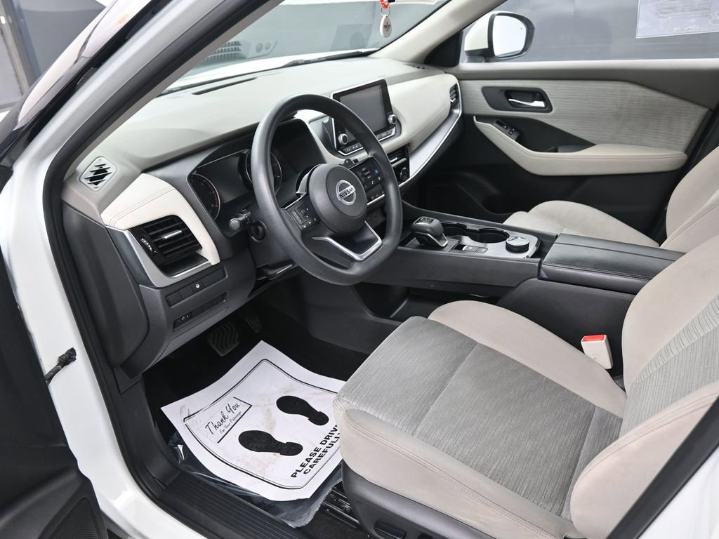 Used 2021 Nissan Rogue SV image 22