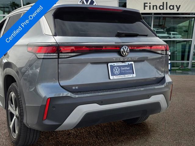 Used 2025 Volkswagen Tiguan SE FWD image 5