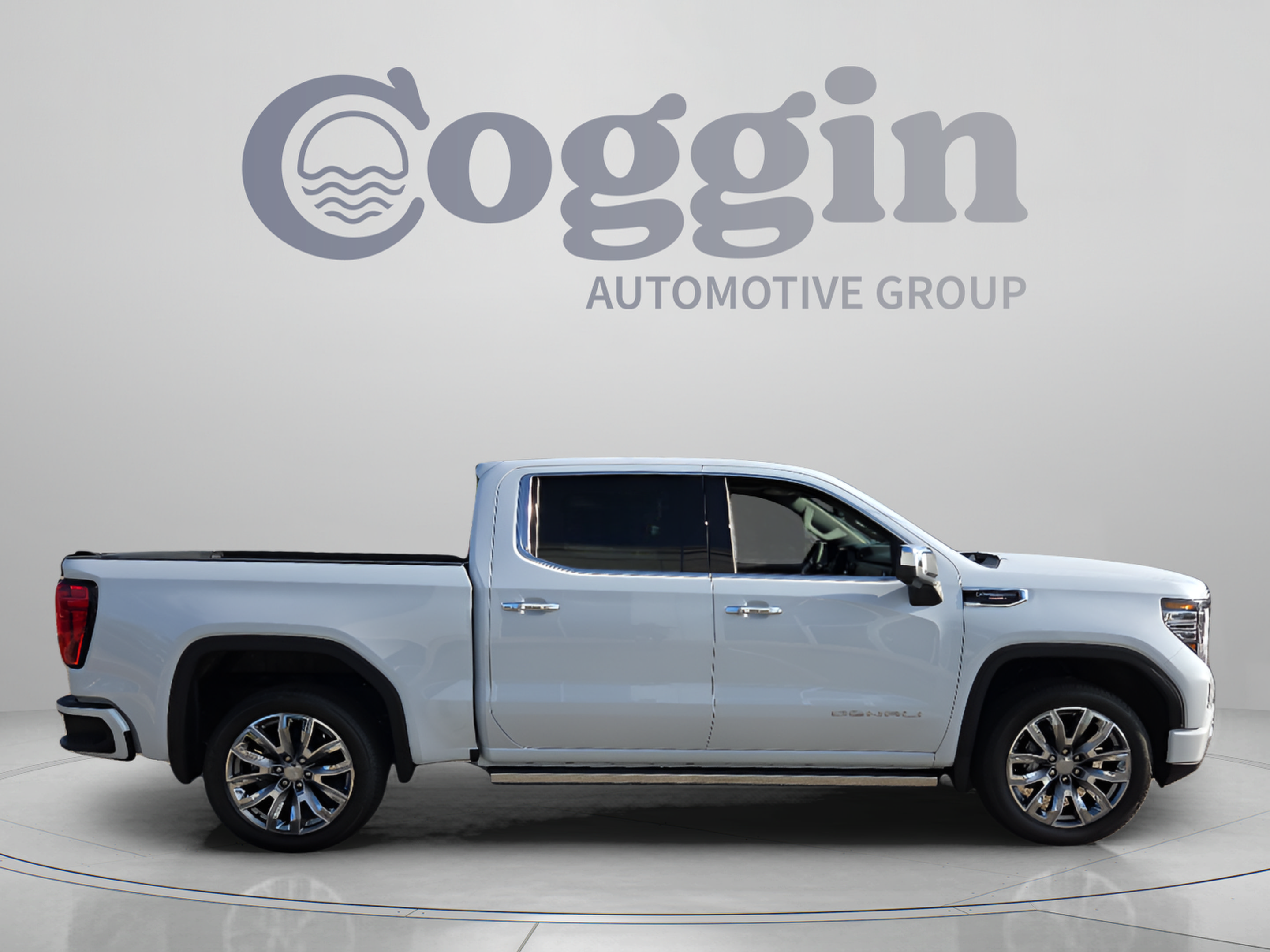 New 2026 GMC Sierra 1500 Denali w/ Denali Reserve Package AWD/4WD image 6