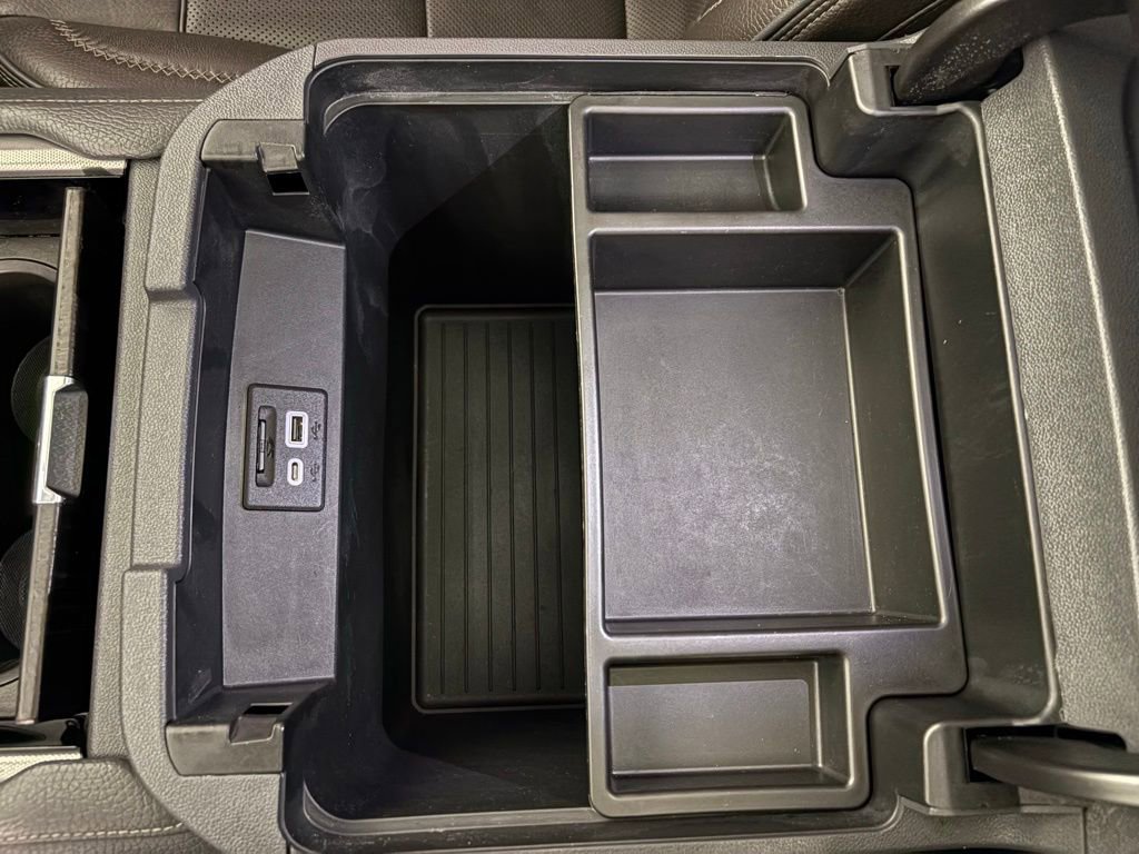 Used 2021 GMC Yukon Denali w/ Denali Premium Package image 36