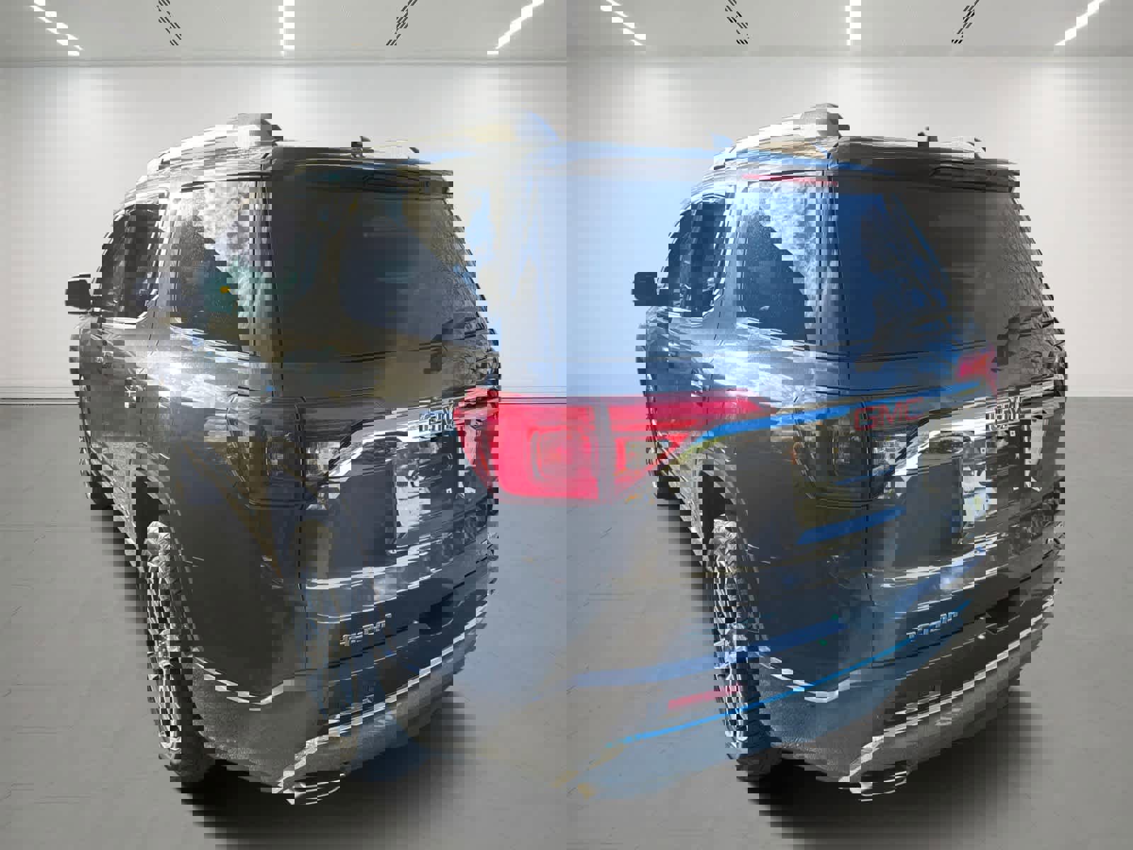 Used 2019 GMC Acadia Denali w/ Technology Package image 4