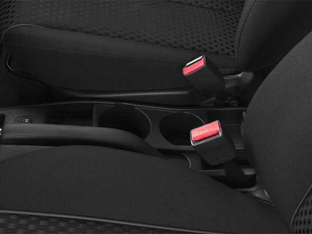 Used 2014 MAZDA MAZDA2 Sport FWD image 12