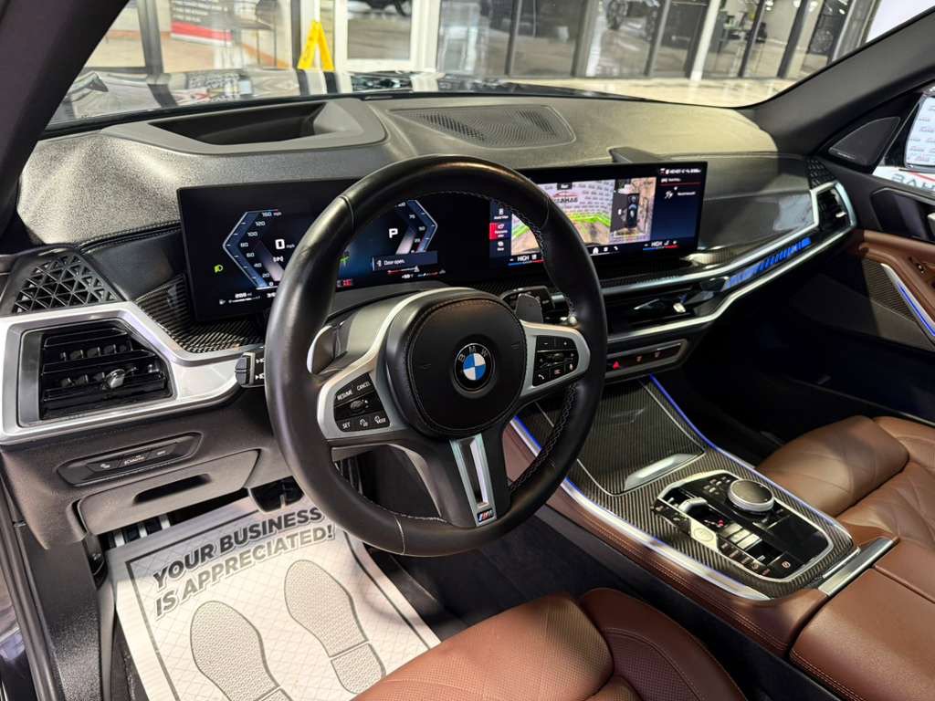 Used 2026 BMW X5 M60i image 40