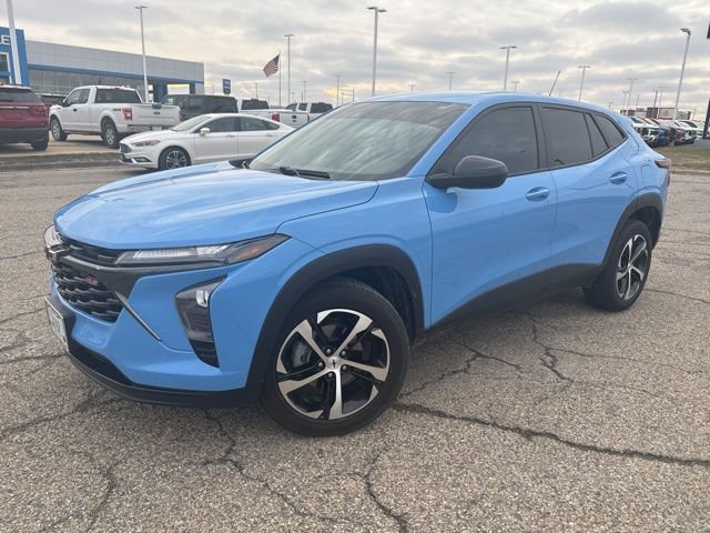 Used 2024 Chevrolet Trax RS w/ Driver Confidence Package image 3