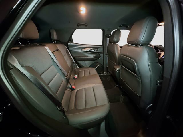 Used 2022 Chevrolet TrailBlazer RS image 34