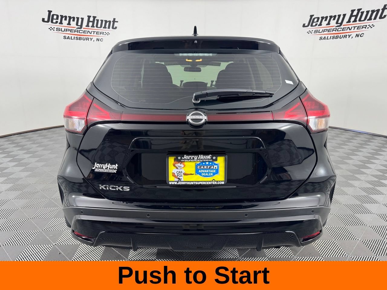 Used 2024 Nissan Kicks S FWD image 8