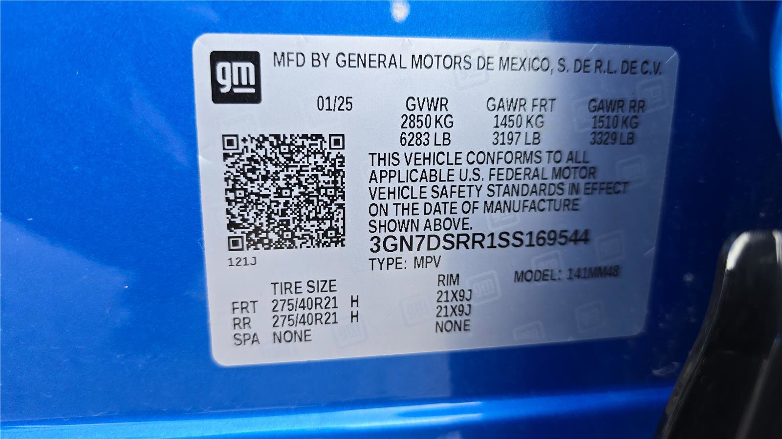 Used 2025 Chevrolet Equinox EV RS w/ Convenience Package II AWD/4WD image 30