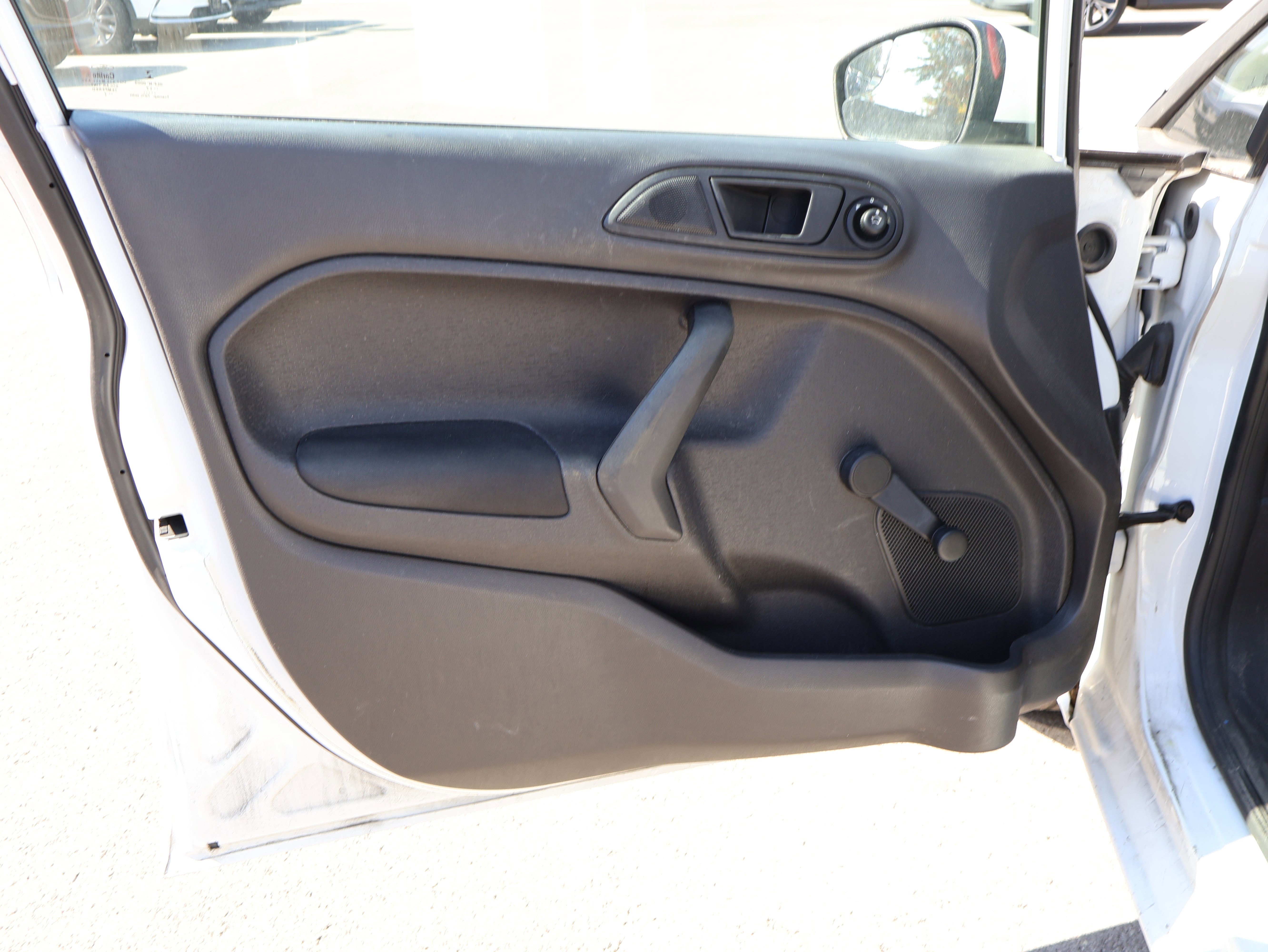 Used 2017 Ford Fiesta S image 20