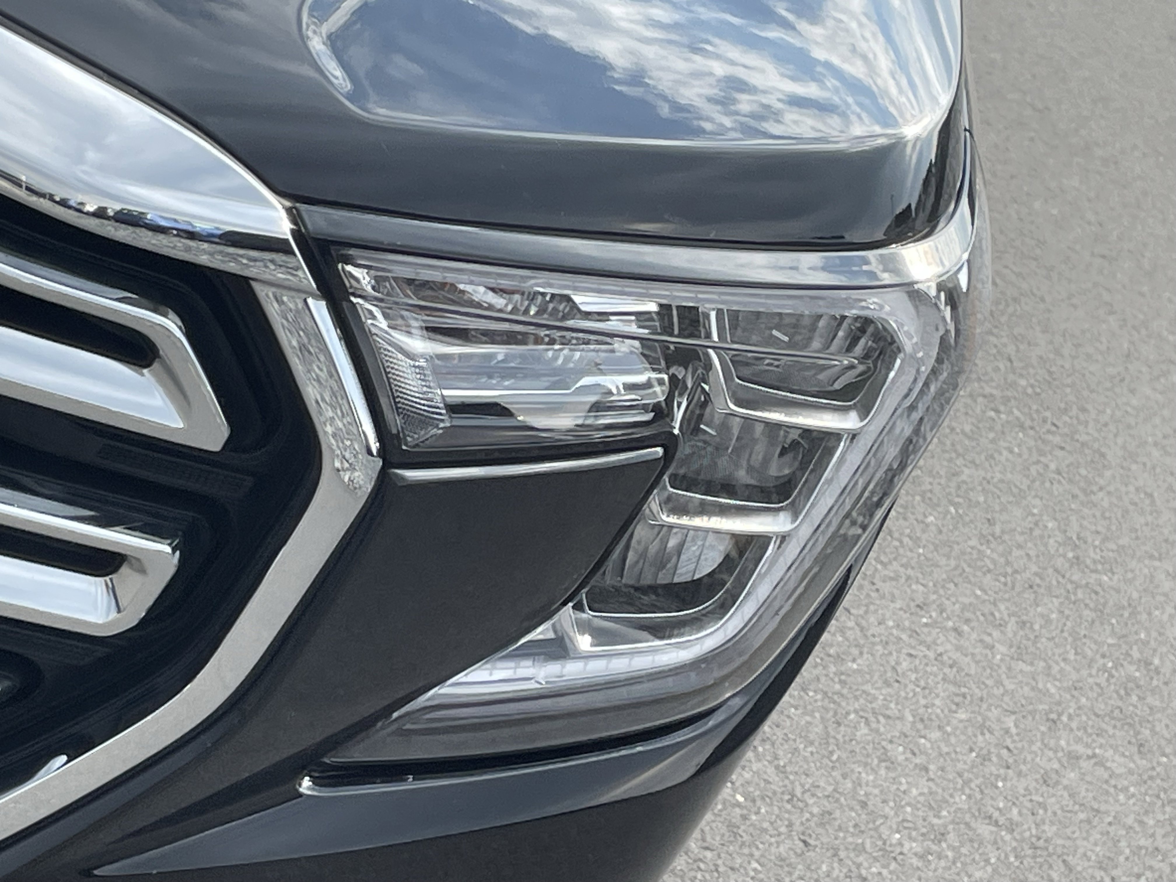 Used 2024 GMC Terrain SLT image 10