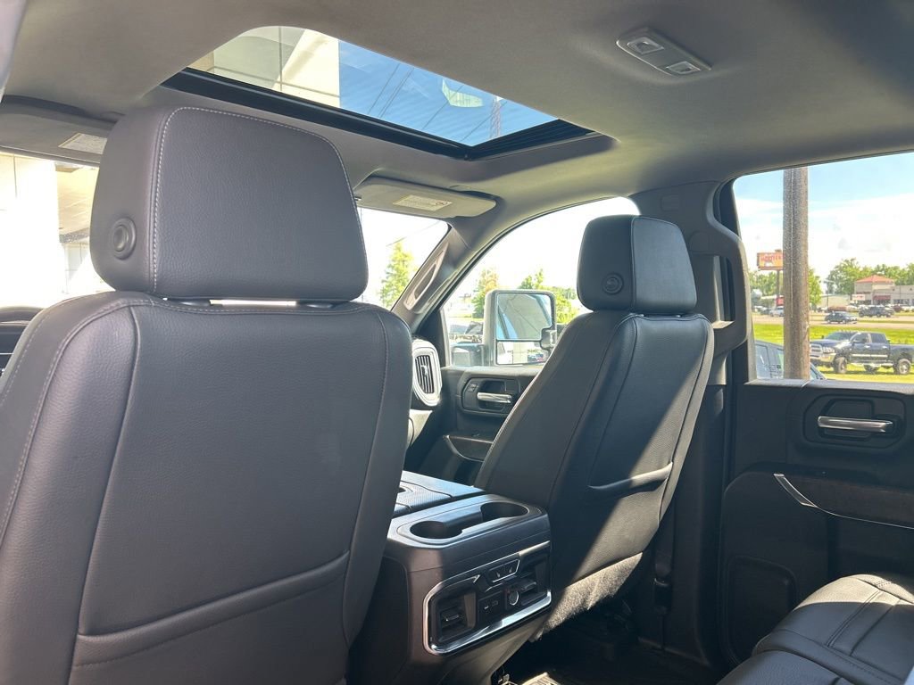 Used 2021 GMC Sierra 2500 Denali w/ Denali Ultimate Package image 11