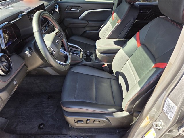 Used 2023 Chevrolet Colorado Z71 w/ Z71 Convenience Package 2 image 10