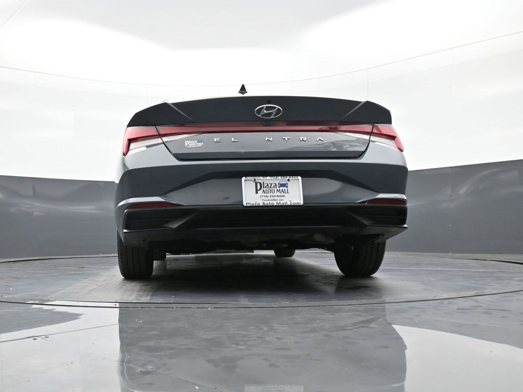 Certified 2022 Hyundai Elantra SEL w/ Cargo Package image 30