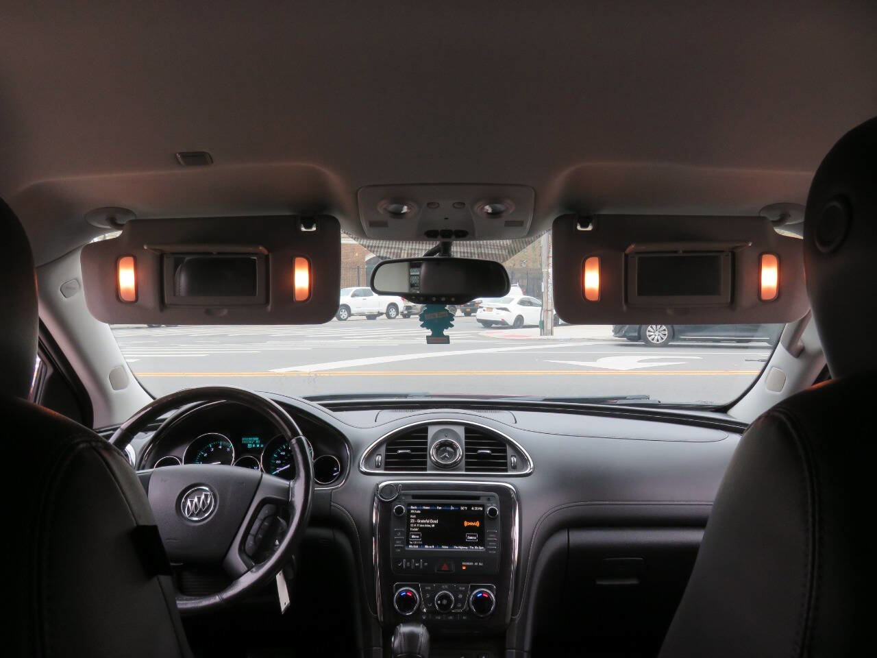 Used 2016 Buick Enclave Leather image 12