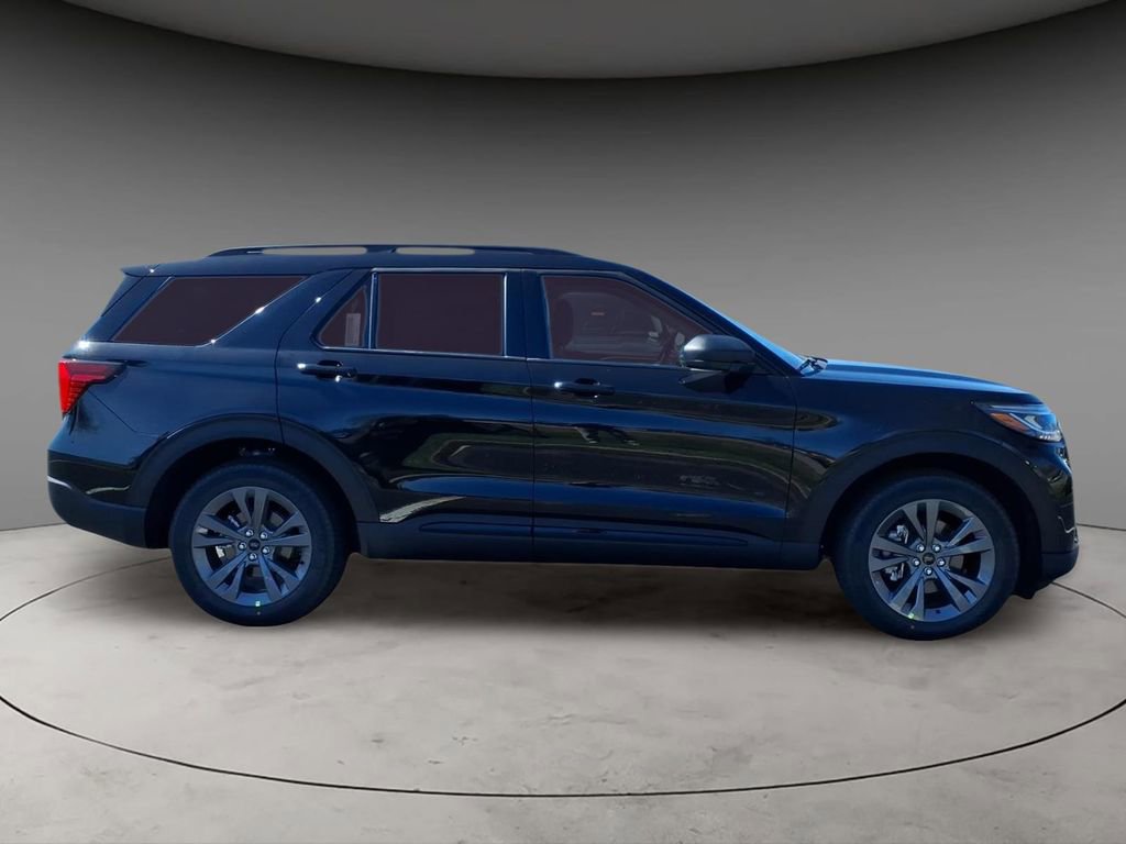 New 2026 Ford Explorer Active AWD/4WD image 9