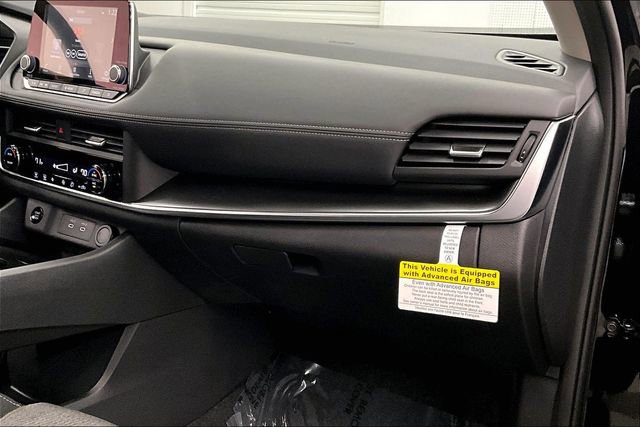 New 2026 Nissan Rogue SV FWD image 33