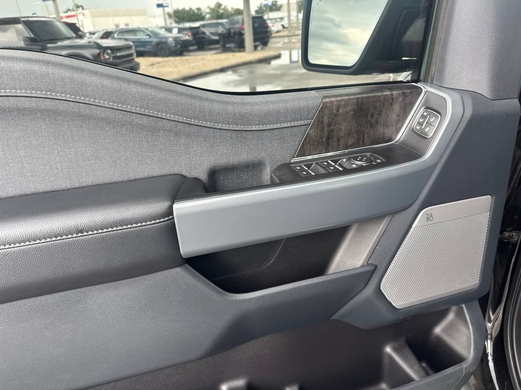 Used 2022 Ford F150 Lariat AWD/4WD image 16