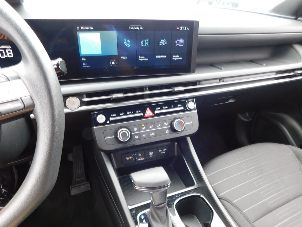 Used 2025 Hyundai Santa Cruz SE FWD image 32