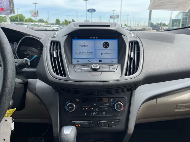 Used 2017 Ford Escape SE w/ Equipment Group 201A FWD image 13