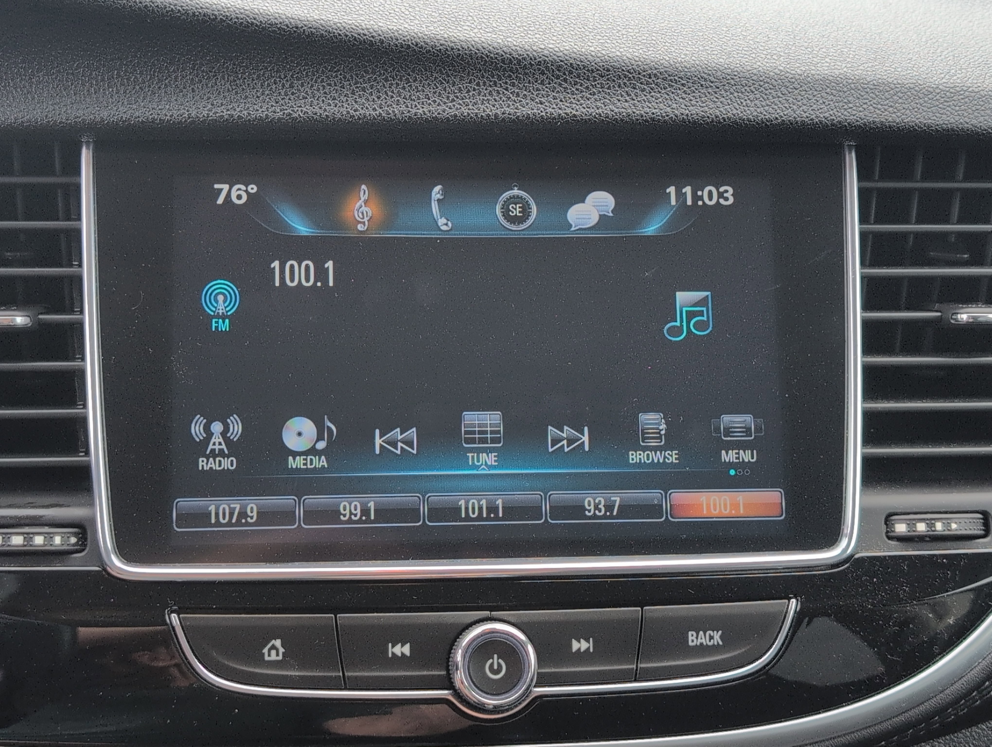 Used 2018 Buick Encore Preferred image 18