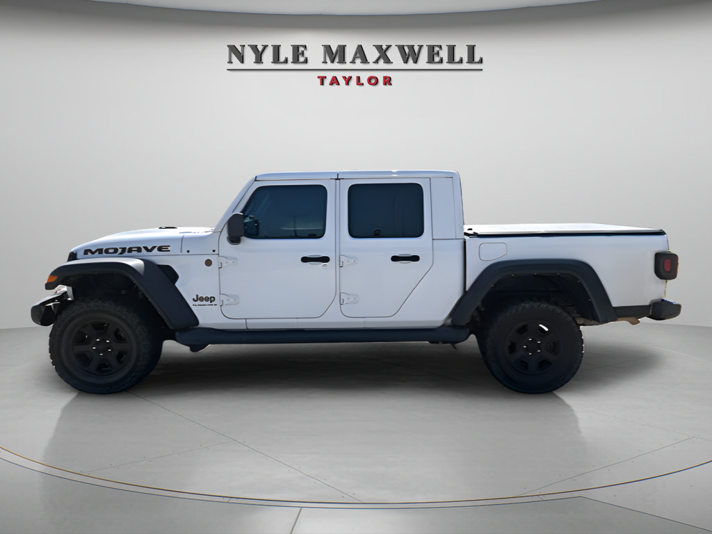 Used 2023 Jeep Gladiator Mojave AWD/4WD image 11