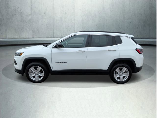 Used 2022 Jeep Compass Latitude w/ Convenience Group image 2
