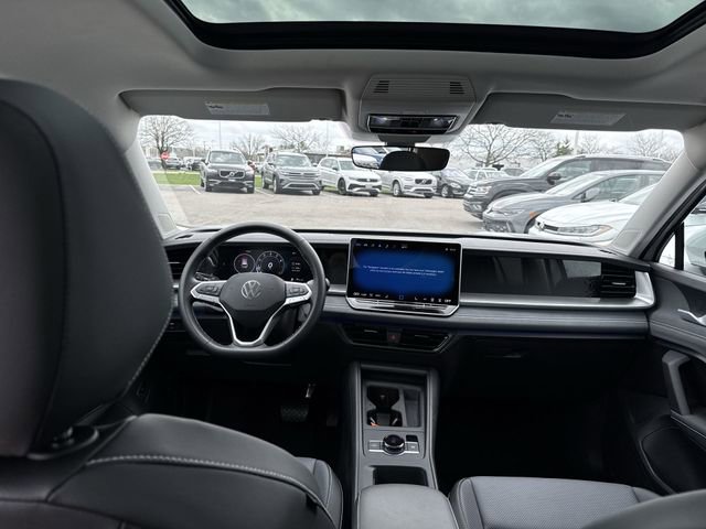 Certified 2025 Volkswagen Tiguan SE image 20