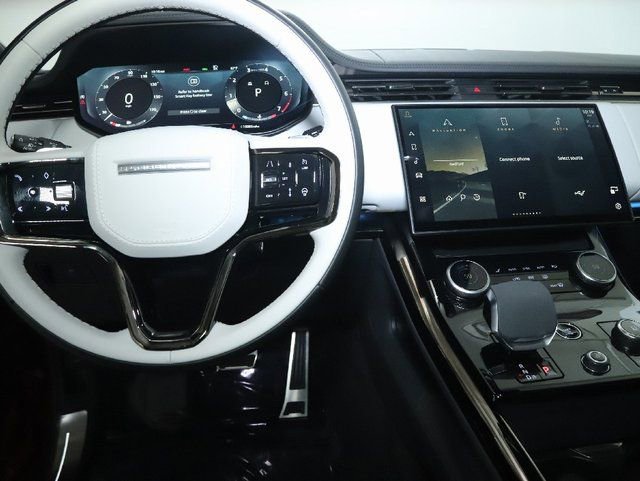 Used 2023 Land Rover Range Rover Sport SE Dynamic image 15