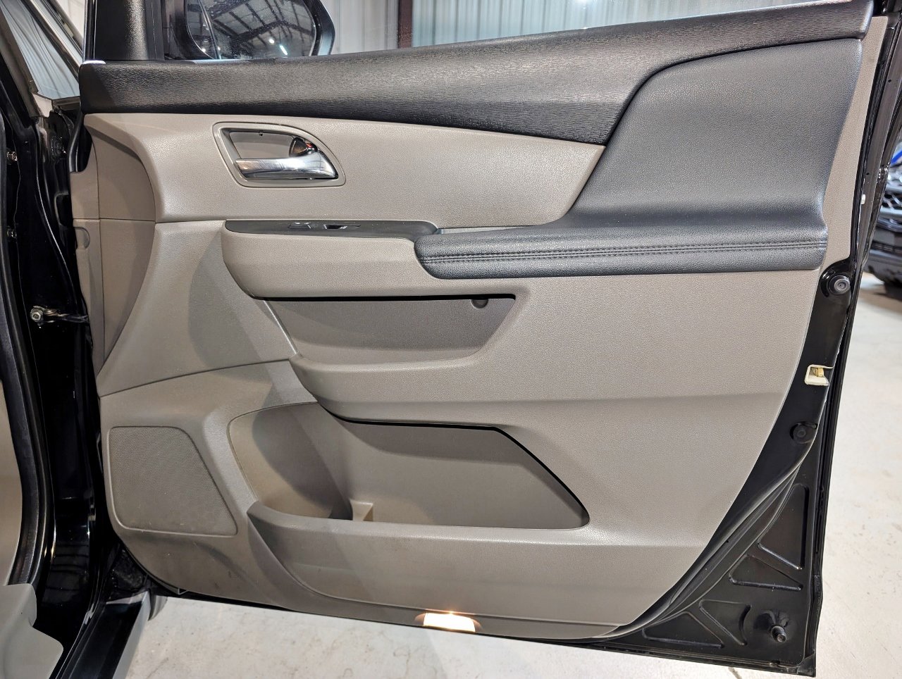 Used 2014 Honda Odyssey EX-L image 30