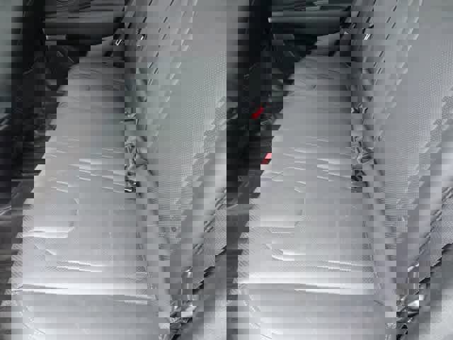 Used 2023 Hyundai Elantra Limited image 19