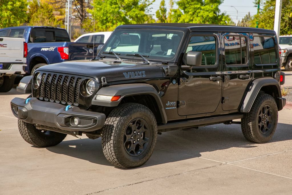 Used 2023 Jeep Wrangler Unlimited w/ Sun & Screen Package AWD/4WD image 9