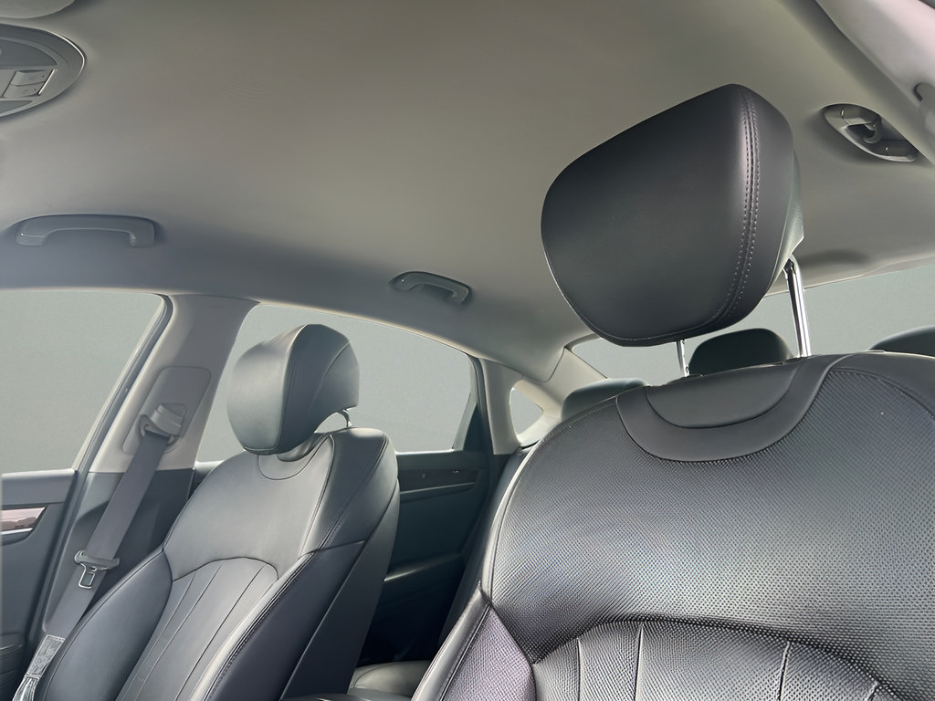 Used 2019 Genesis G80 3.8 RWD image 19