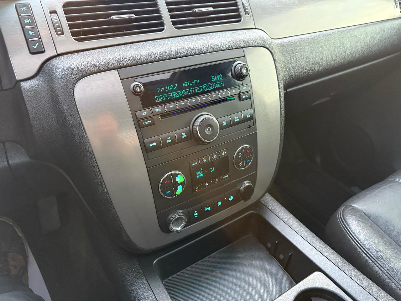 Used 2008 Chevrolet Avalanche LT w/ LT Preferred Equipment Group image 32