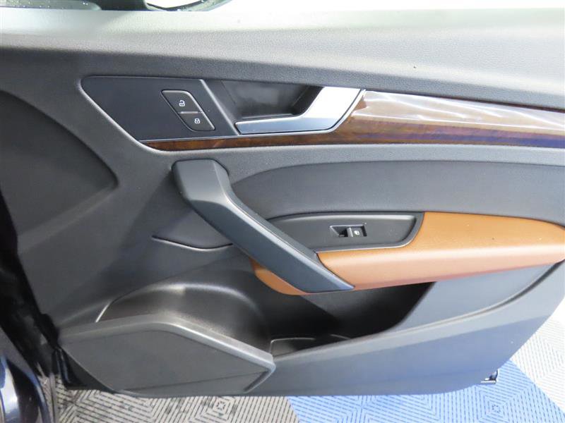 Used 2018 Audi Q5 2.0T Premium image 38