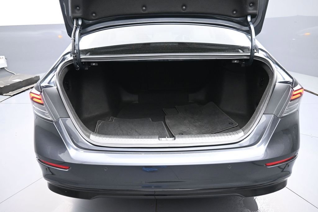 Certified 2024 Honda Accord Touring image 22