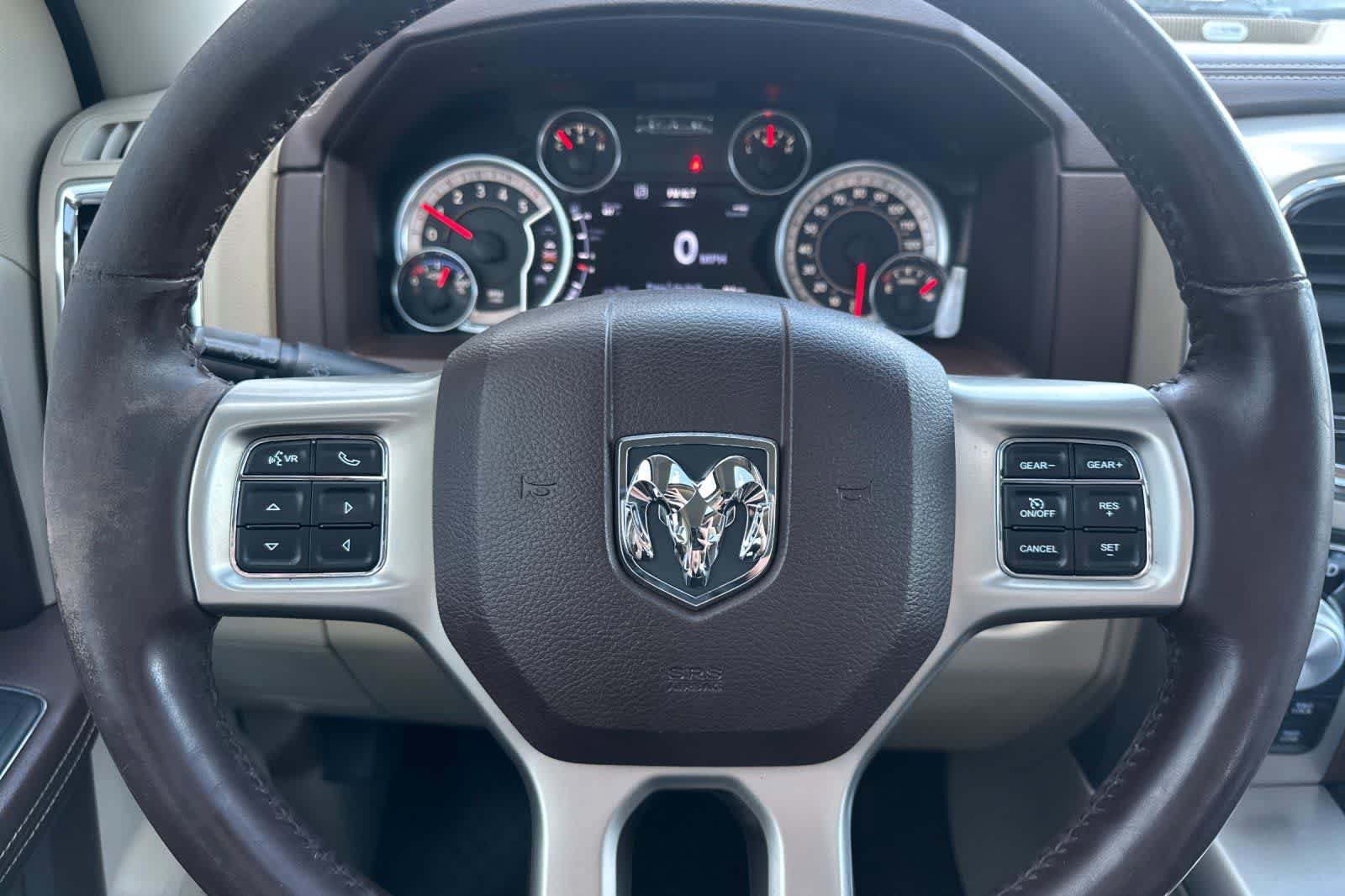 Used 2015 RAM 1500 Laramie w/ Convenience Group AWD/4WD image 25