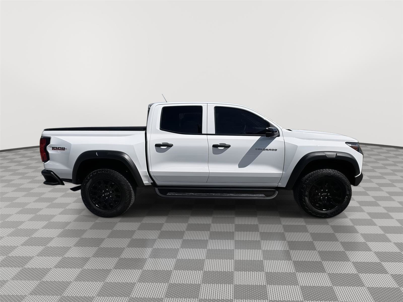 Used 2024 Chevrolet Colorado Trail Boss AWD/4WD image 6