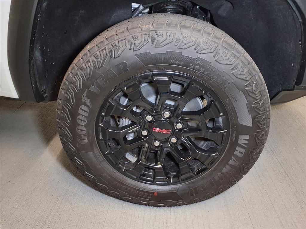 New 2026 GMC Canyon Elevation image 5