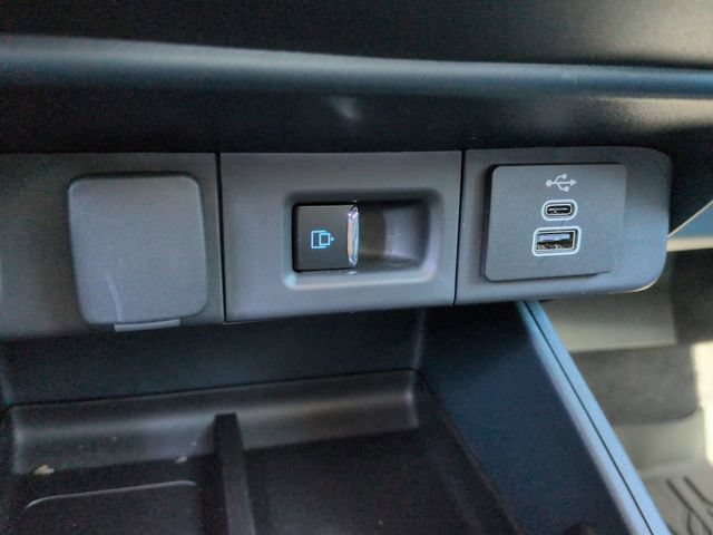 New 2026 Ford Maverick Lobo AWD/4WD image 25