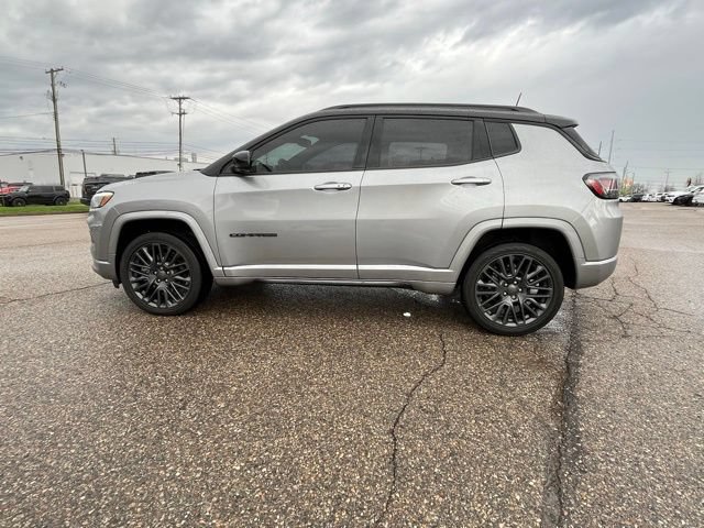 Used 2023 Jeep Compass High Altitude w/ Driver Assist Group I AWD/4WD image 2