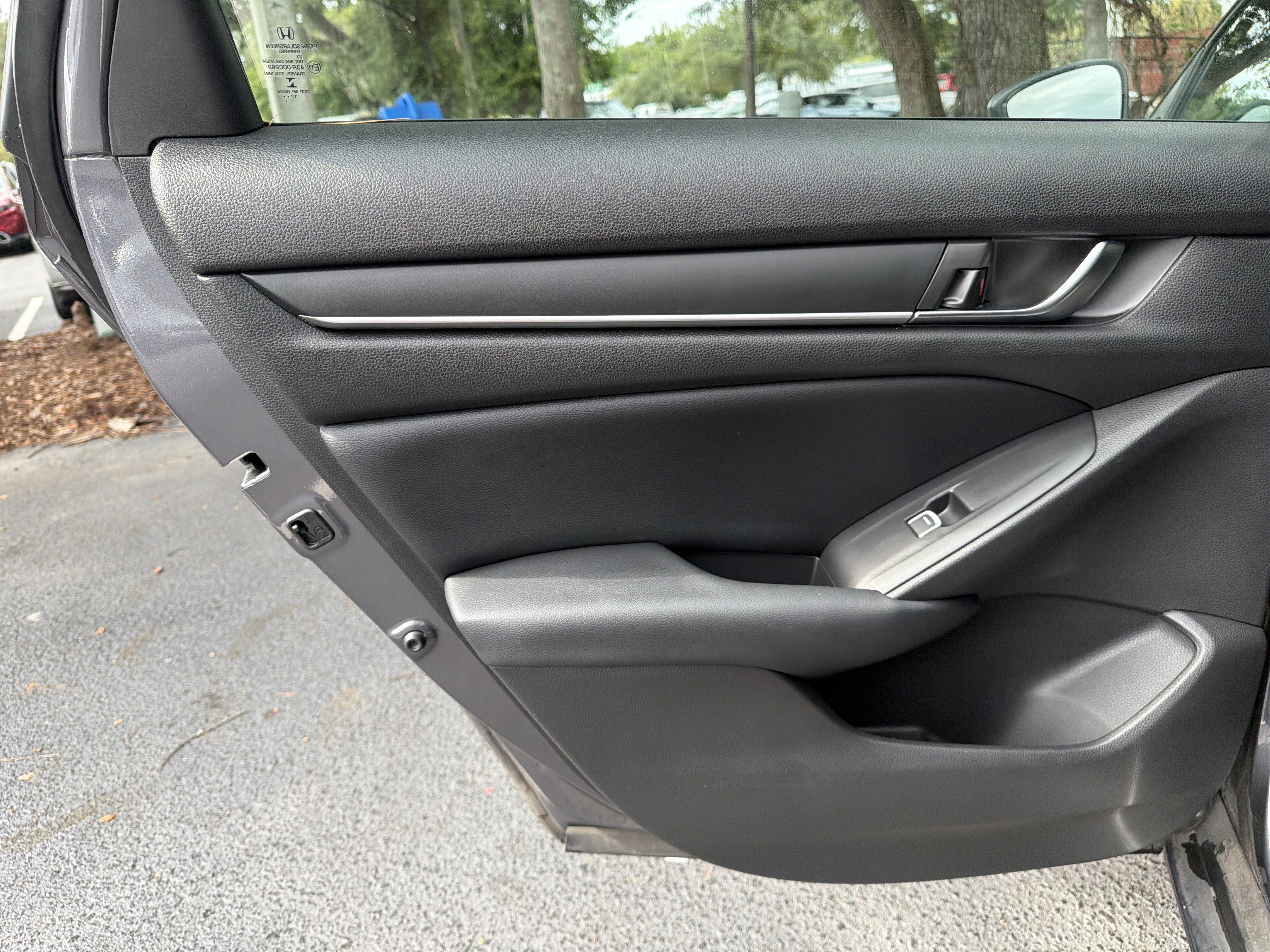 Used 2018 Honda Accord Sport image 28