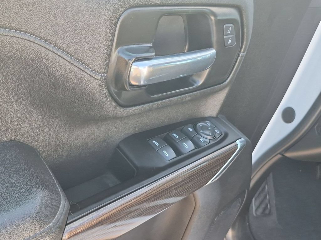 Used 2022 Chevrolet Silverado 2500 LT w/ Fleet Comfort Package AWD/4WD image 11