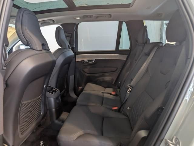 New 2026 Volvo XC90 T8 Plus w/ Protection Package Premier image 24
