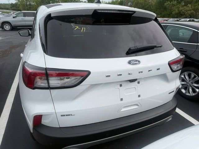 Used 2022 Ford Escape SEL AWD/4WD image 10