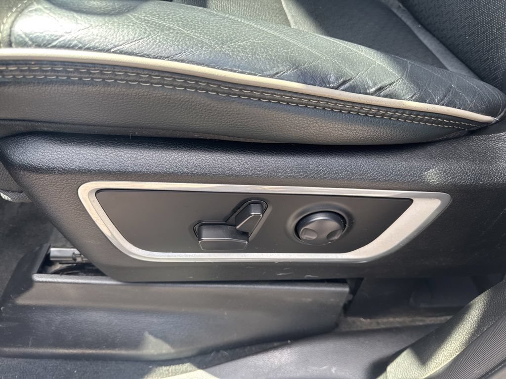 Used 2022 RAM 1500 Laramie AWD/4WD image 19