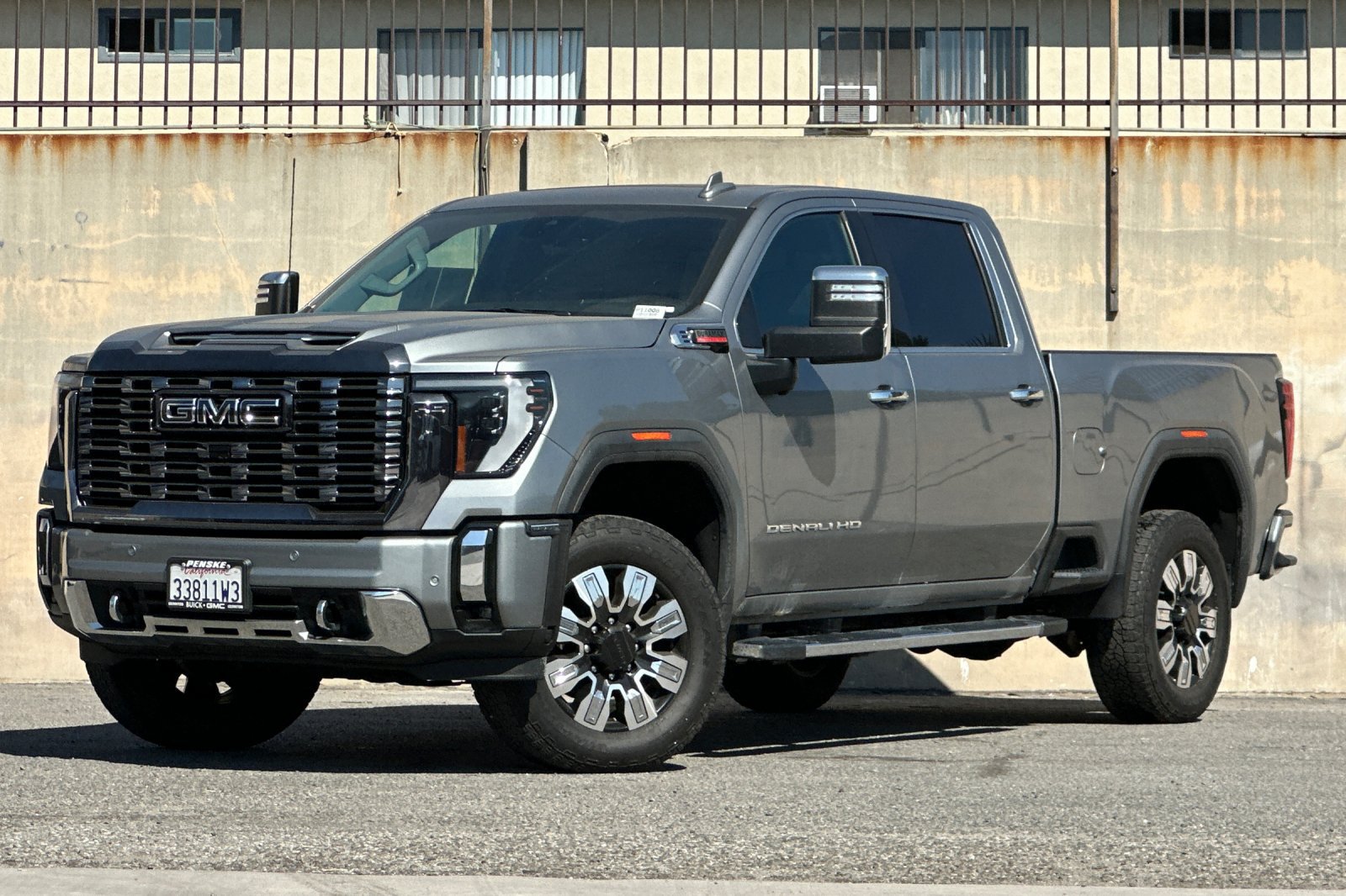 Certified 2024 GMC Sierra 2500 Denali w/ Technology Package AWD/4WD image 8