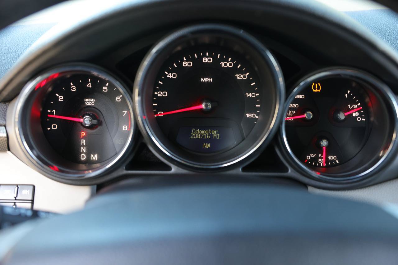 Used 2010 Cadillac CTS Performance RWD image 29