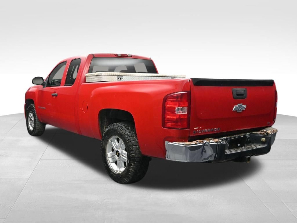 Used 2008 Chevrolet Silverado 1500 LT w/ Power Pack Plus AWD/4WD image 3